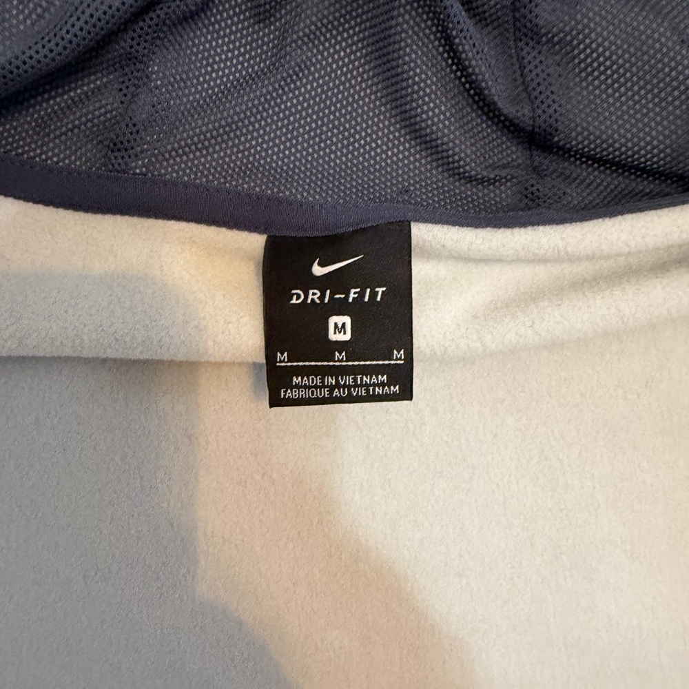 Nike Size M Dri-FIT Full Zip Hoodie Gray with Pink Swoosh Athletic Sweatshirt - Picture 10 of 13
